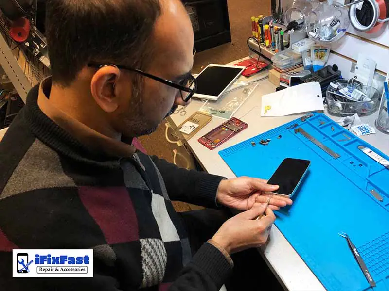 iFixFast: Your One-Stop Shop for Expert Mobile Phone Repair